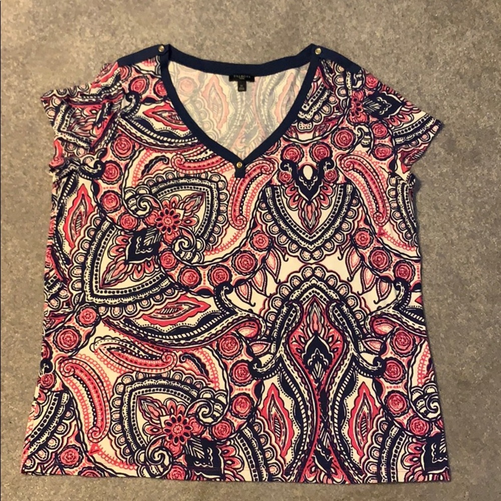Patterned top with button accents